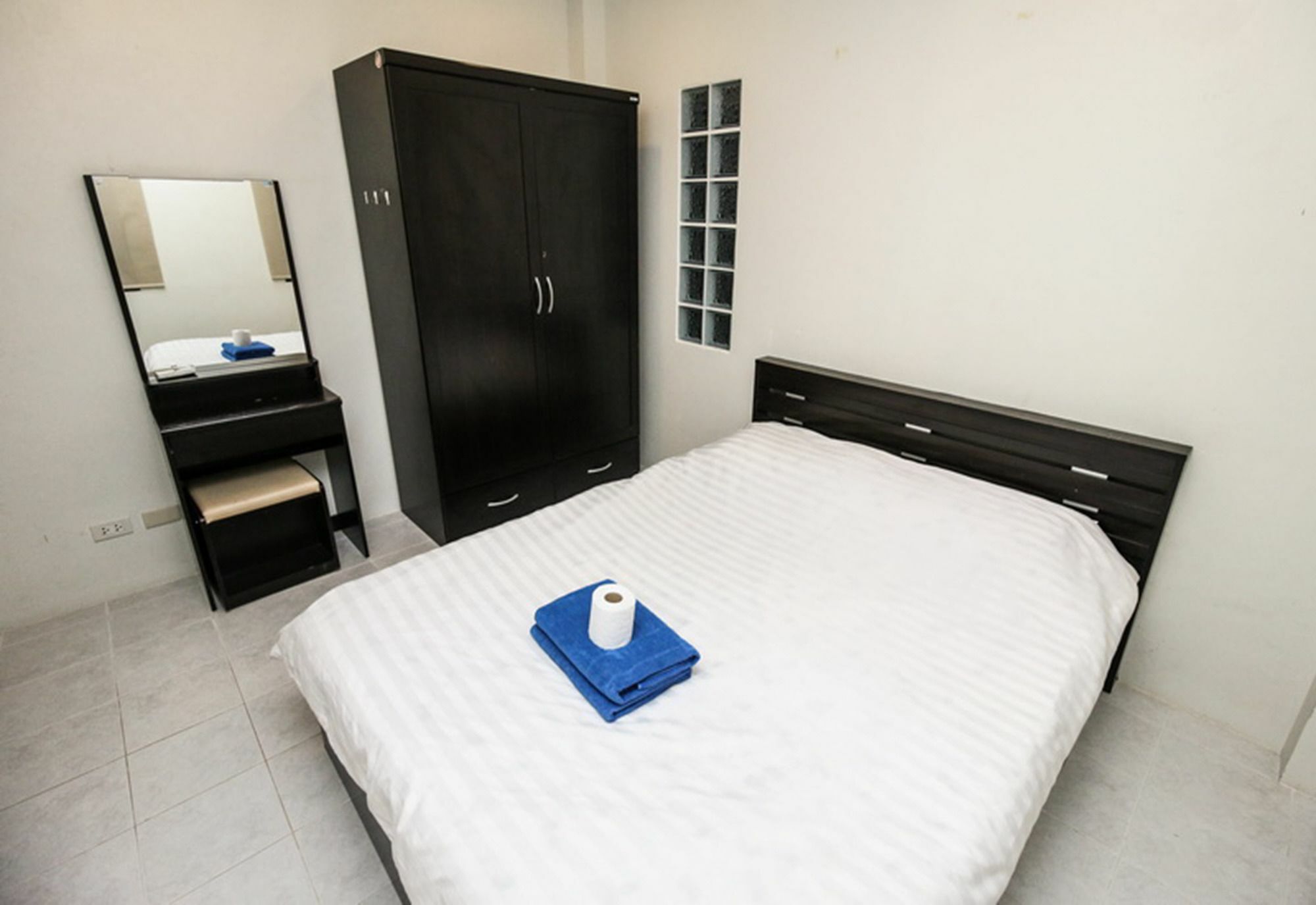 ซิกซ์แพ็ค คอตเทจ Hostel ฉลอง ภายนอก รูปภาพ