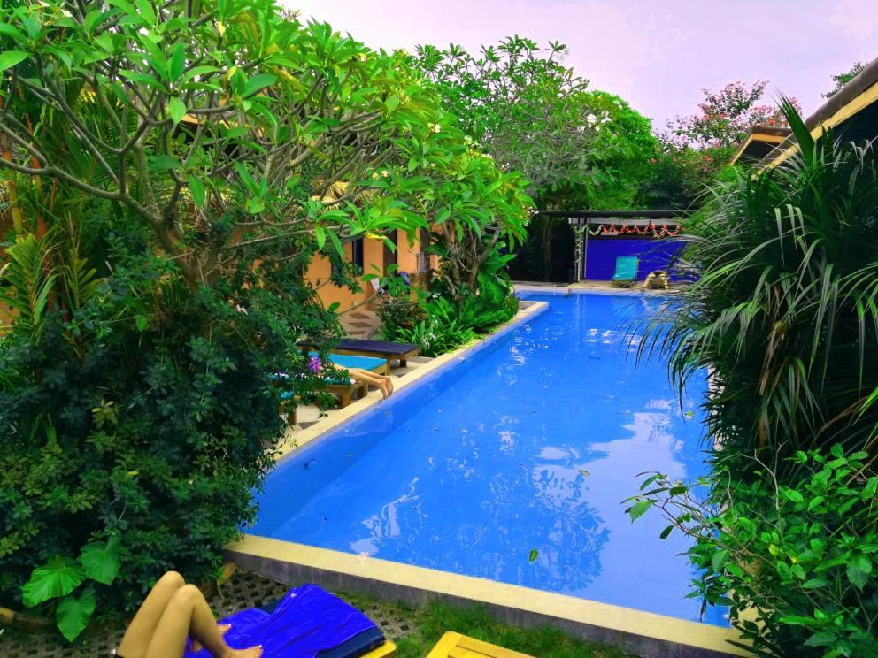 ซิกซ์แพ็ค คอตเทจ Hostel ฉลอง ภายนอก รูปภาพ