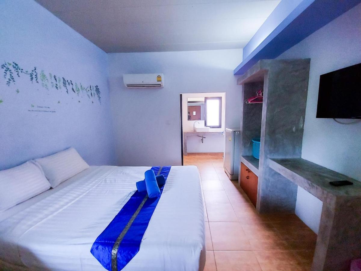 ซิกซ์แพ็ค คอตเทจ Hostel ฉลอง ภายนอก รูปภาพ